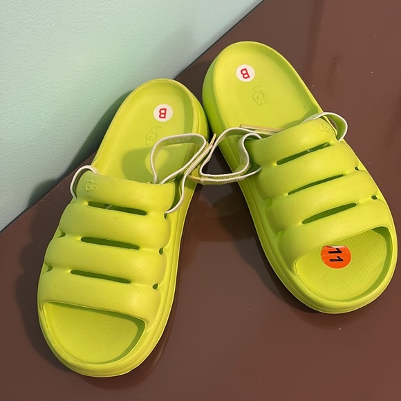 NWOT UGG sport sandal woman’s Size 11 $24 - Picture 3 of 4